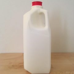 Freshly Frozen Cow’s Milk – A2/A2 – Plastic