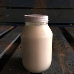 1 Quart Raw Soy-Free Goat Milk - Miller's Bio Farm