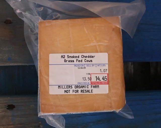 Smoked Cheddar – A2/A2 – Salted – per lb