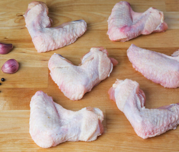 Chicken Wings – per lb (Avg 1-1.5 lb/pk)